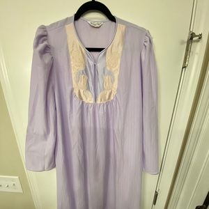 Vintage with tags Vanity fair nightgown